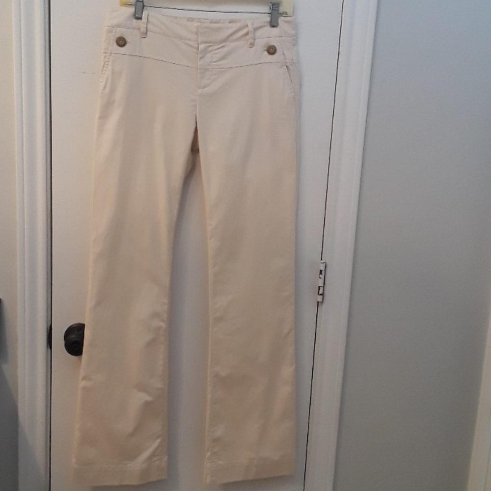 Gap Hip Slung Fit Cream Pants EUC